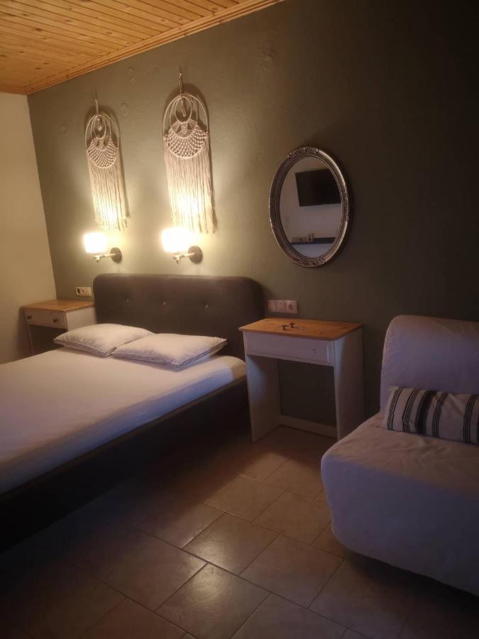 Achillion B&B Paralía Skotínis Buitenkant foto
