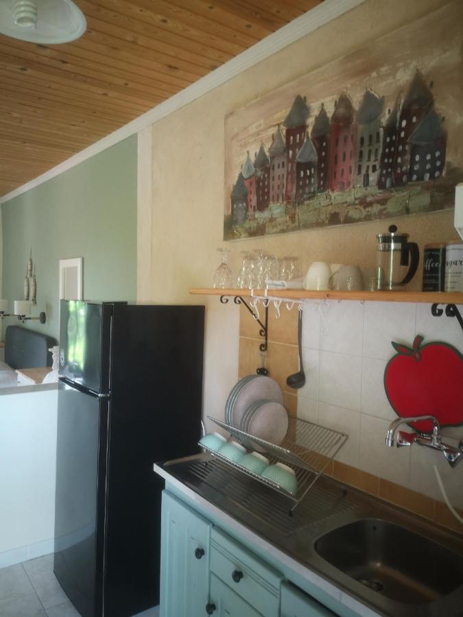 Achillion B&B Paralía Skotínis Buitenkant foto