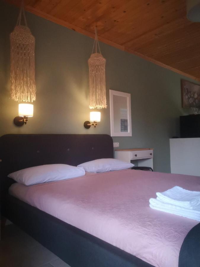 Achillion B&B Paralía Skotínis Buitenkant foto