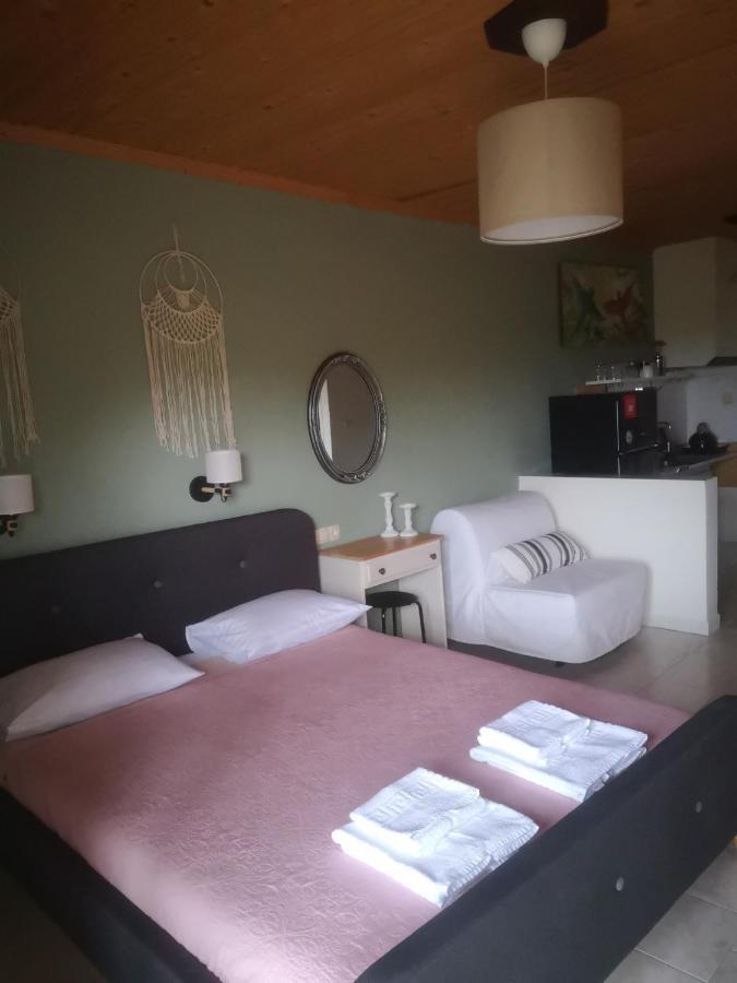 Achillion B&B Paralía Skotínis Buitenkant foto