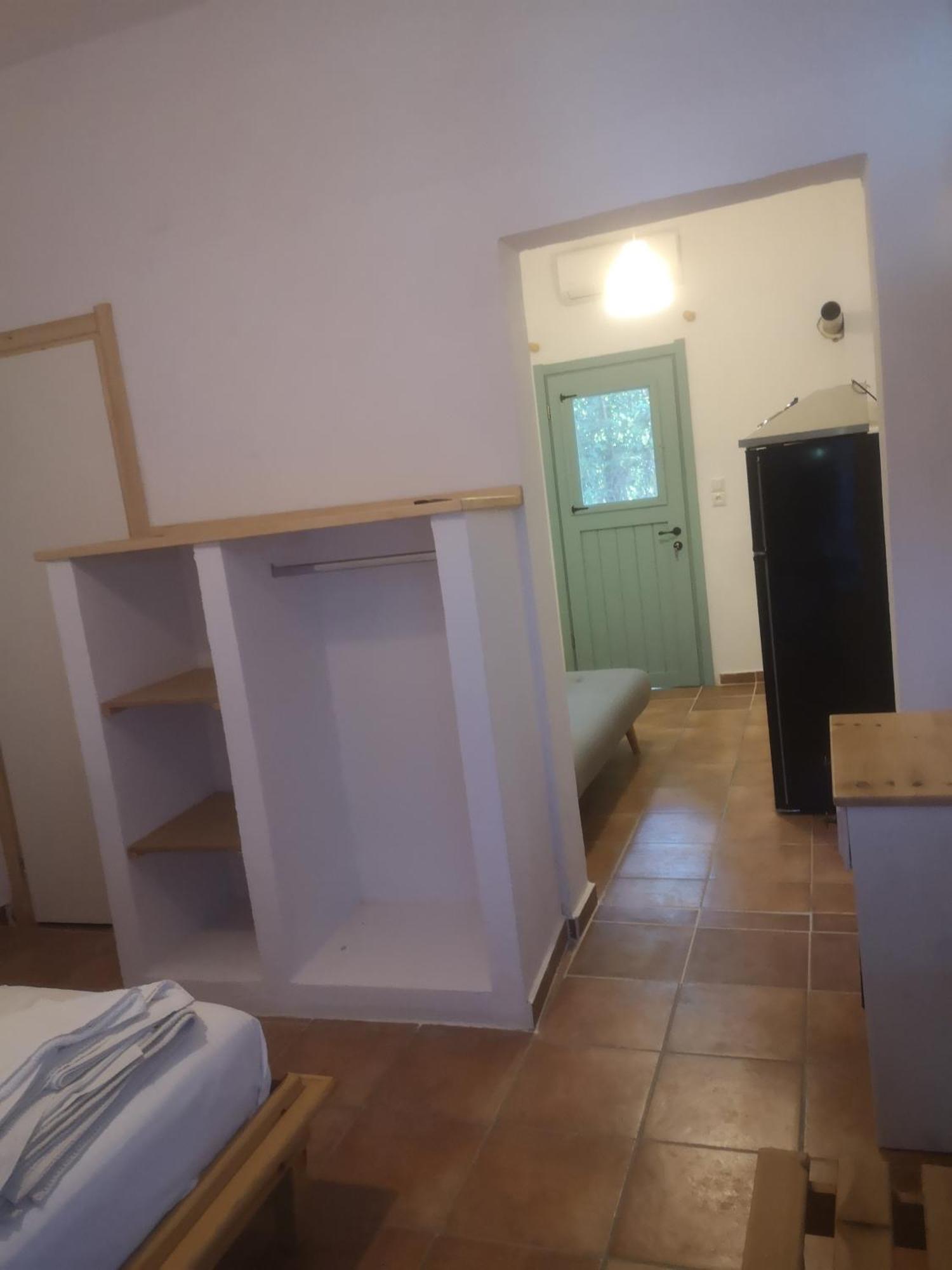 Achillion B&B Paralía Skotínis Buitenkant foto