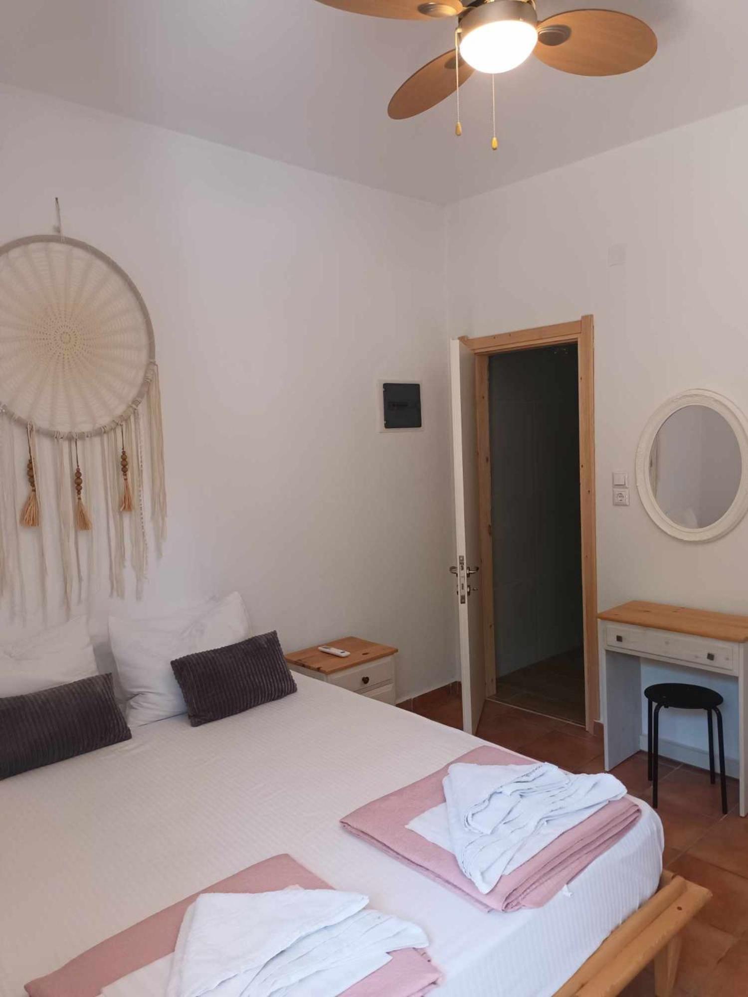 Achillion B&B Paralía Skotínis Buitenkant foto